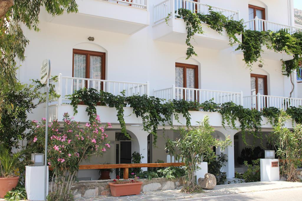 Hotel Kamari Kamares  Extérieur photo
